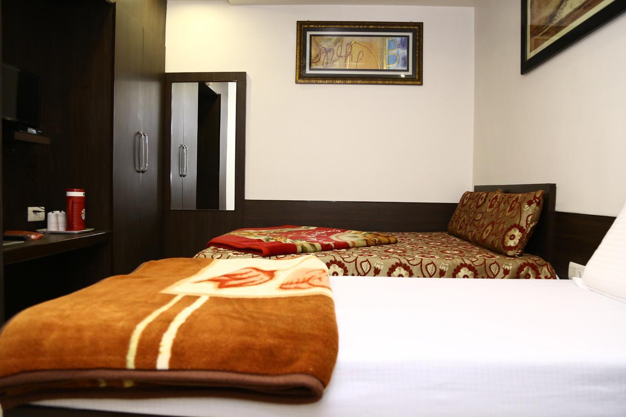 Hotel Abhinandan Inn Džajpur Exteriér fotografie