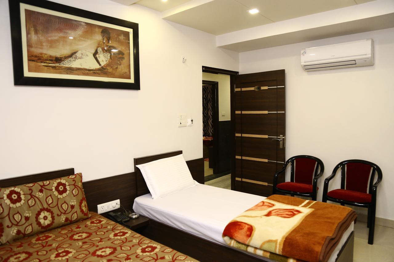 Hotel Abhinandan Inn Džajpur Exteriér fotografie