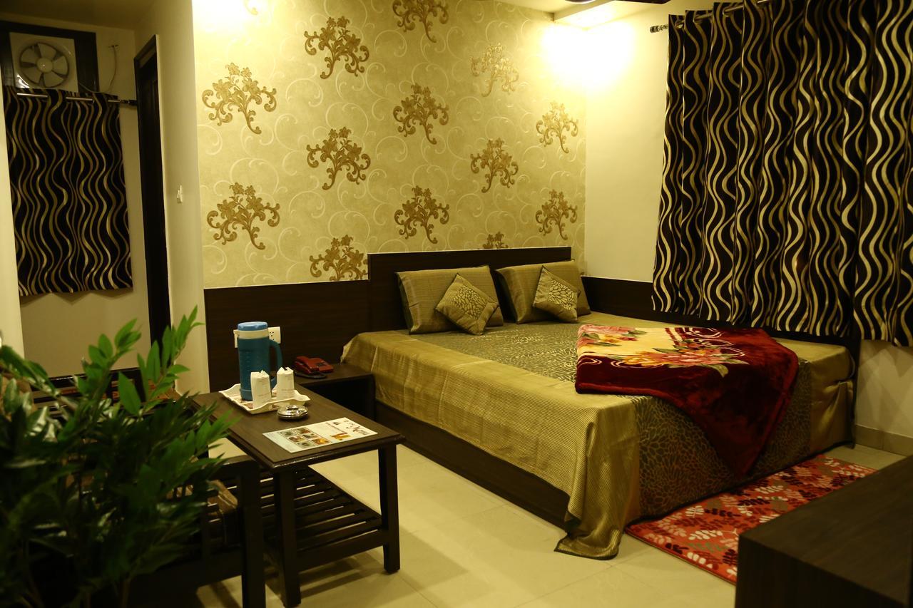 Hotel Abhinandan Inn Džajpur Exteriér fotografie