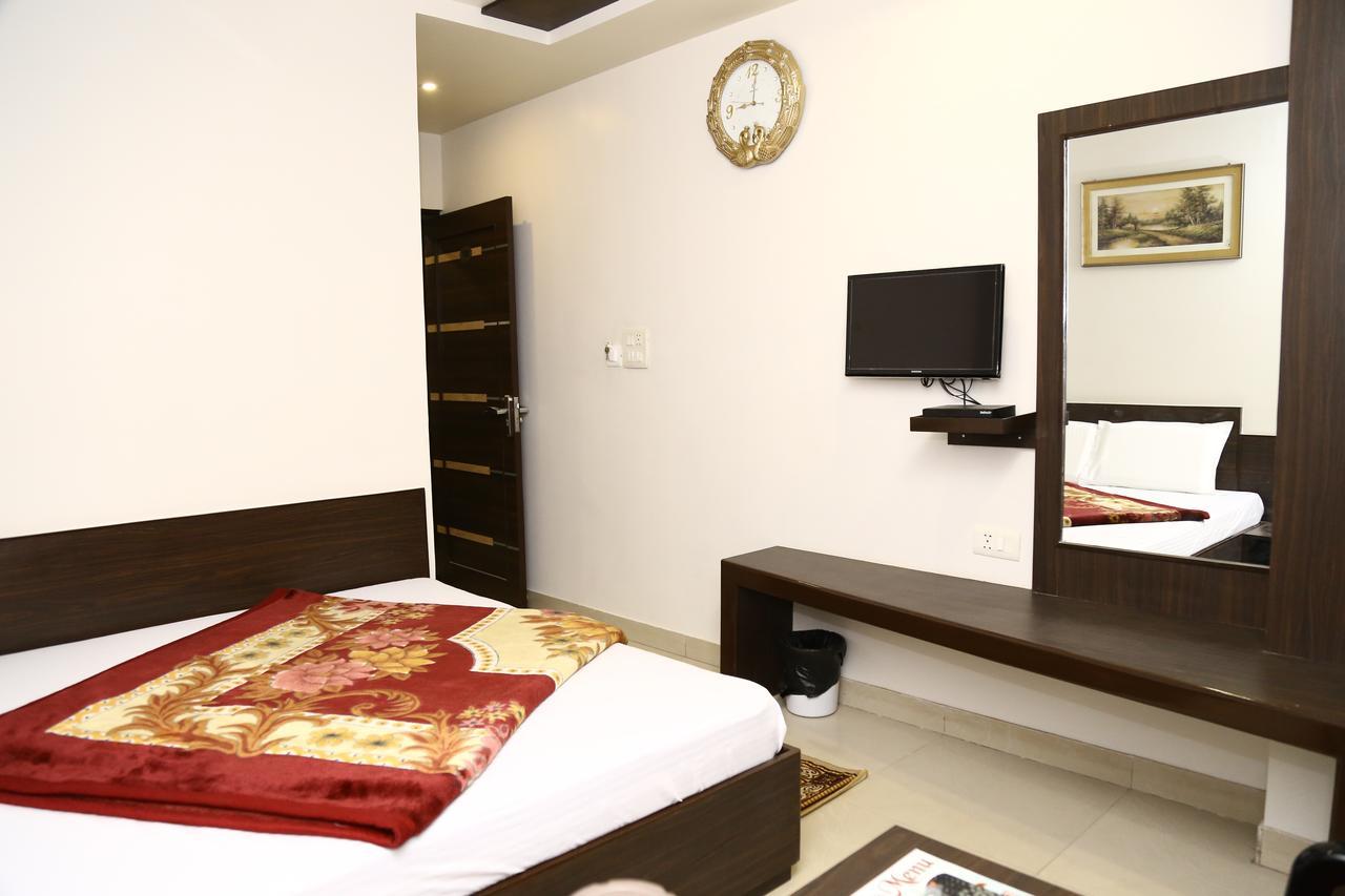 Hotel Abhinandan Inn Džajpur Exteriér fotografie