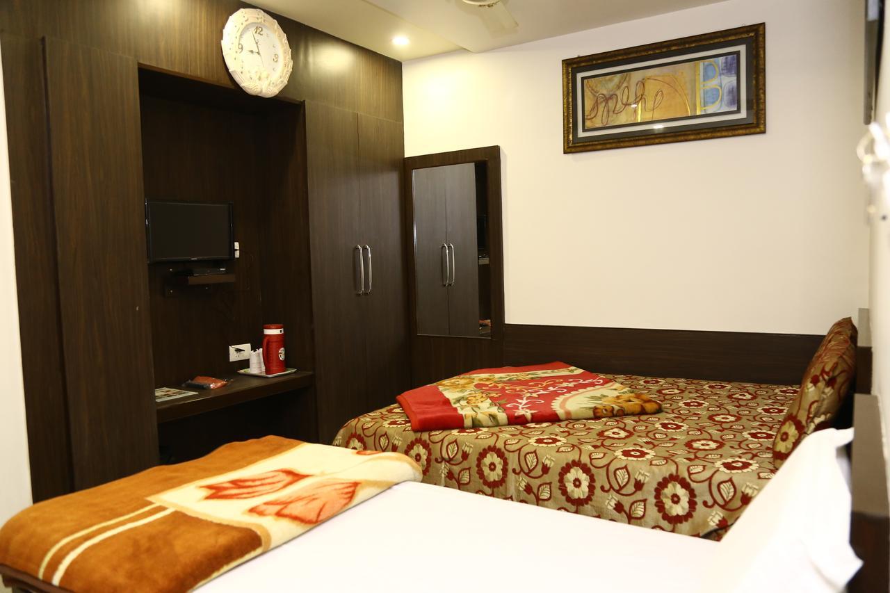 Hotel Abhinandan Inn Džajpur Exteriér fotografie