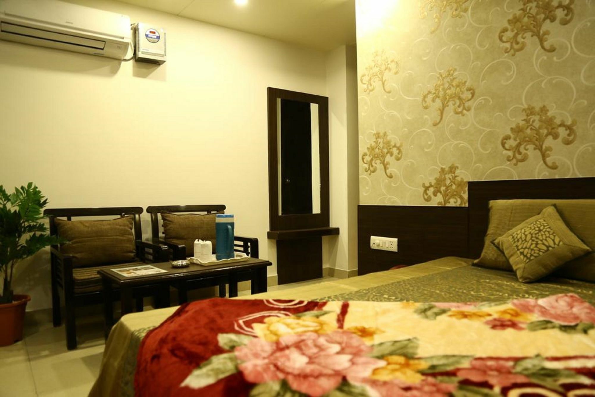 Hotel Abhinandan Inn Džajpur Exteriér fotografie